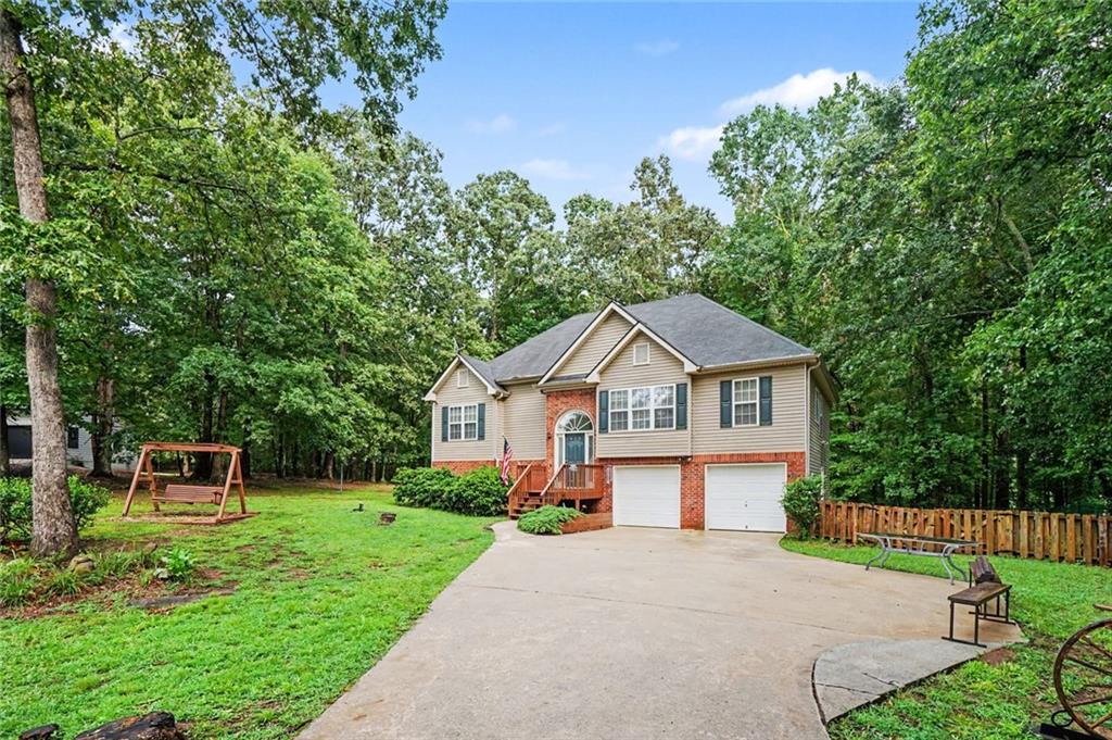 352 Academy Woods Drive Property Photo 27