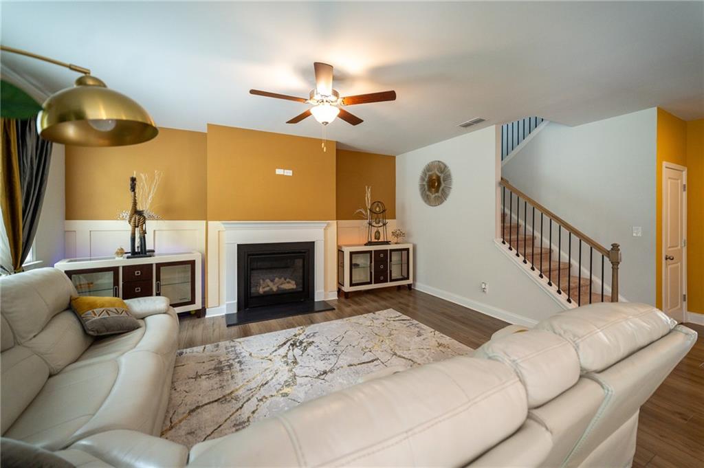 4760 Holly Grape Drive Property Photo 14