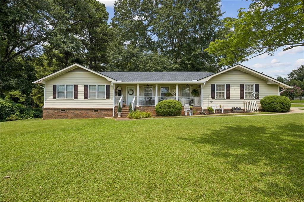 4231 Hamilton Mill Road Property Photo 1