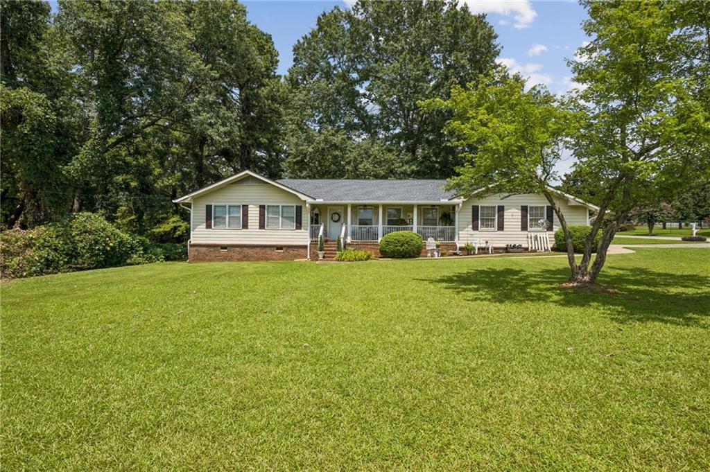 4231 Hamilton Mill Road Property Photo 2