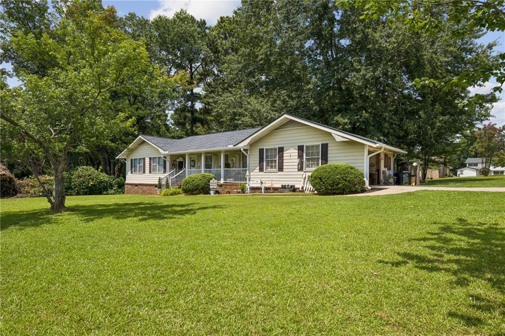 4231 Hamilton Mill Road Property Photo 5