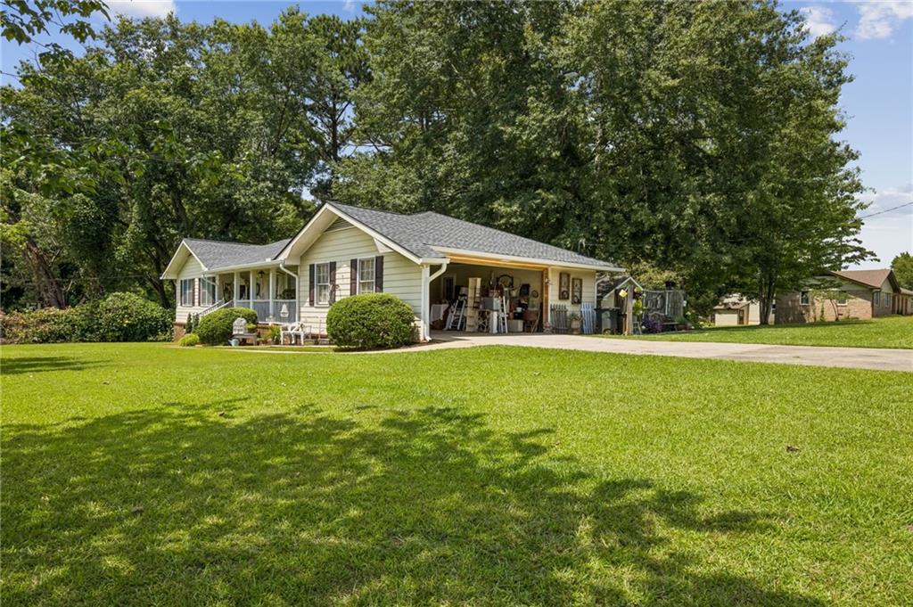 4231 Hamilton Mill Road Property Photo 7