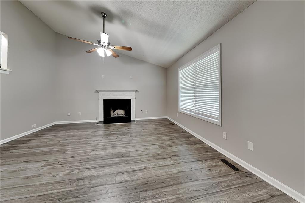 7818903 Property Photo 2