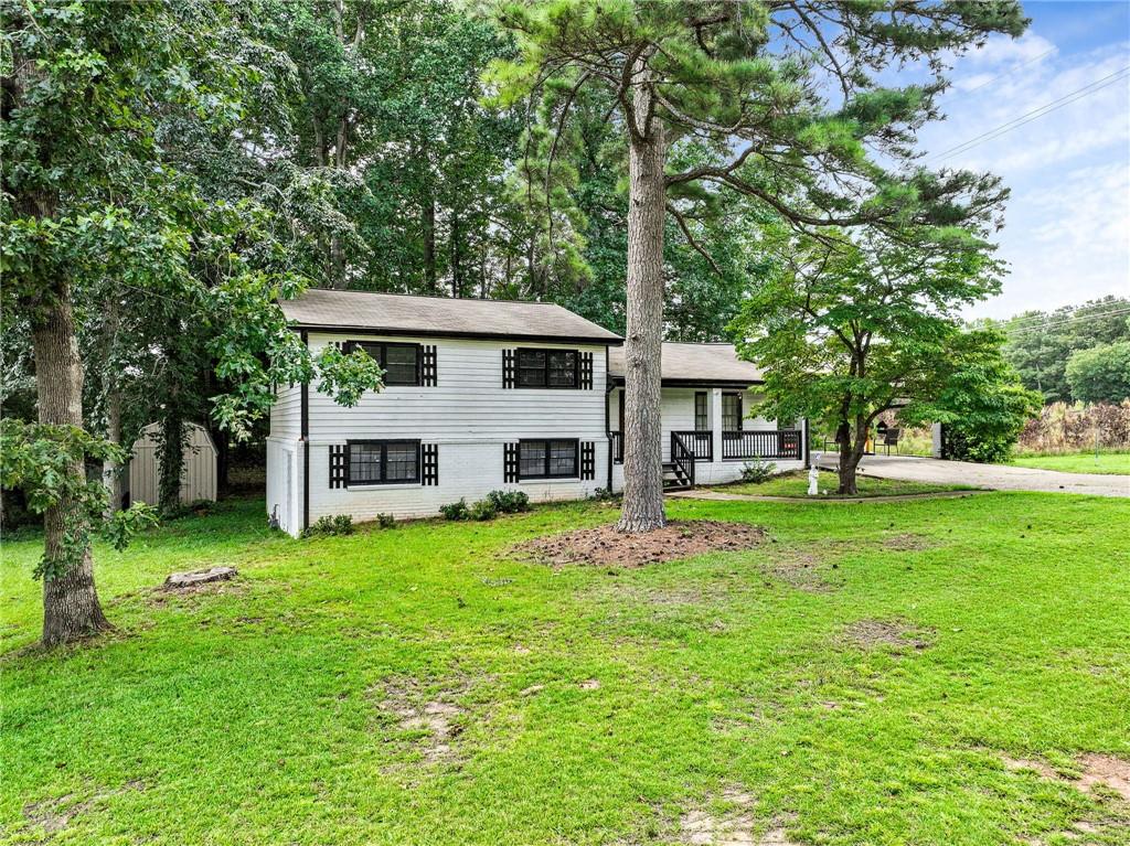 3918 Sherwood Drive Property Photo 3