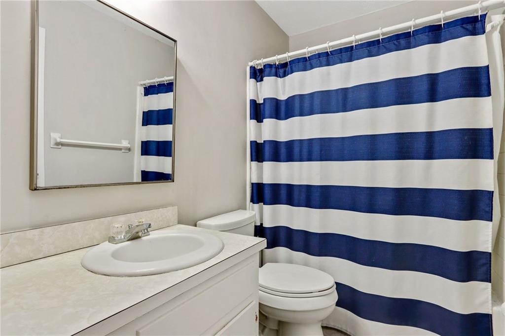 3918 Sherwood Drive Property Photo 10