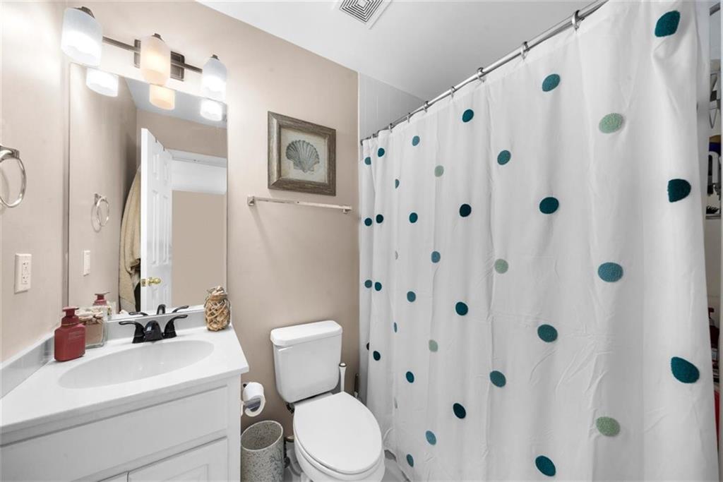 2638 Waters Edge Drive Property Photo 32