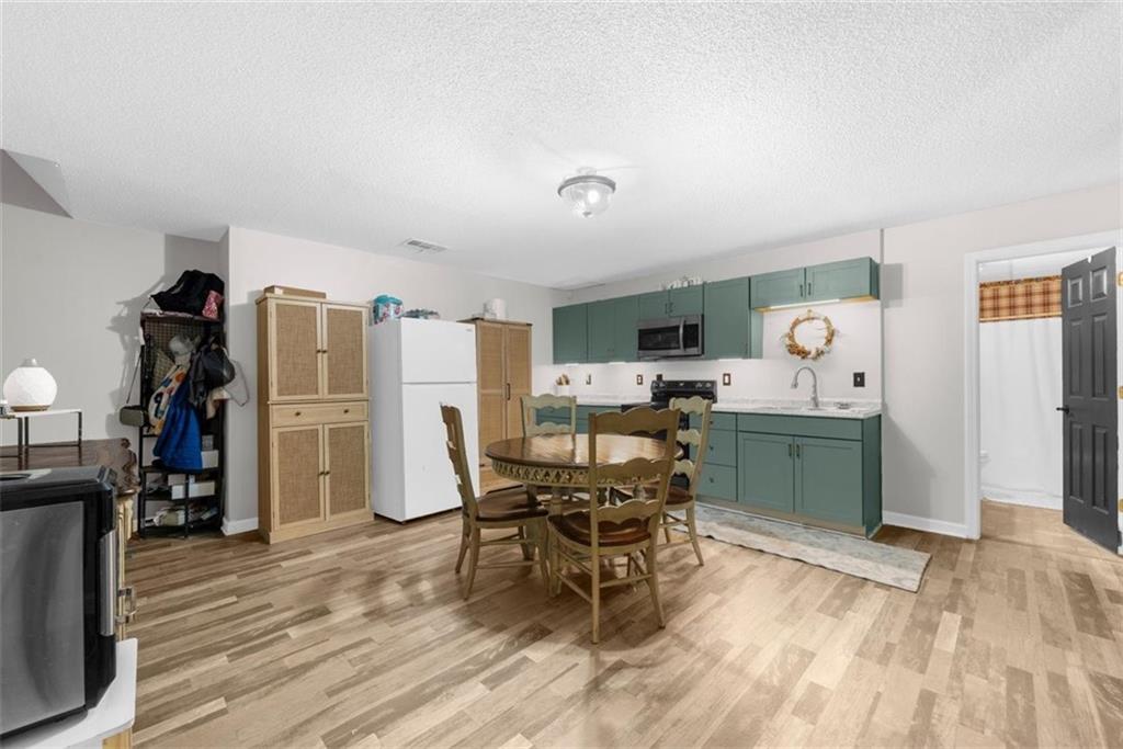 2638 Waters Edge Drive Property Photo 44