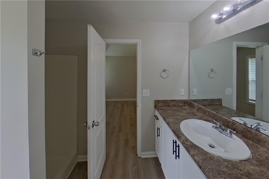 7818931 Property Photo 9