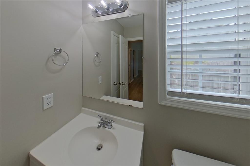 7818931 Property Photo 13