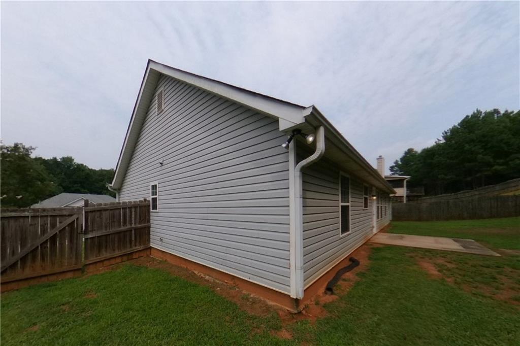 7818931 Property Photo 15