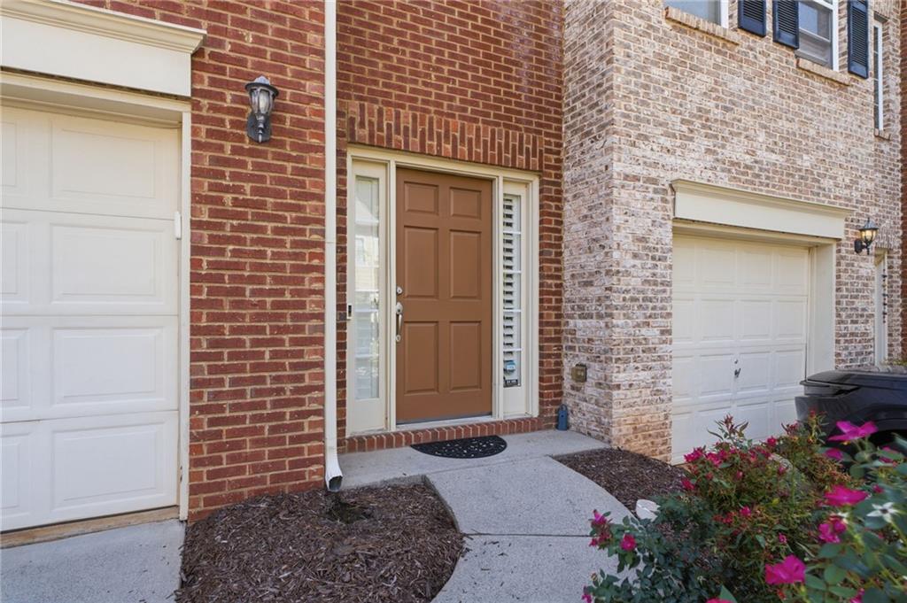 958 Firethorne Pass Property Photo 3