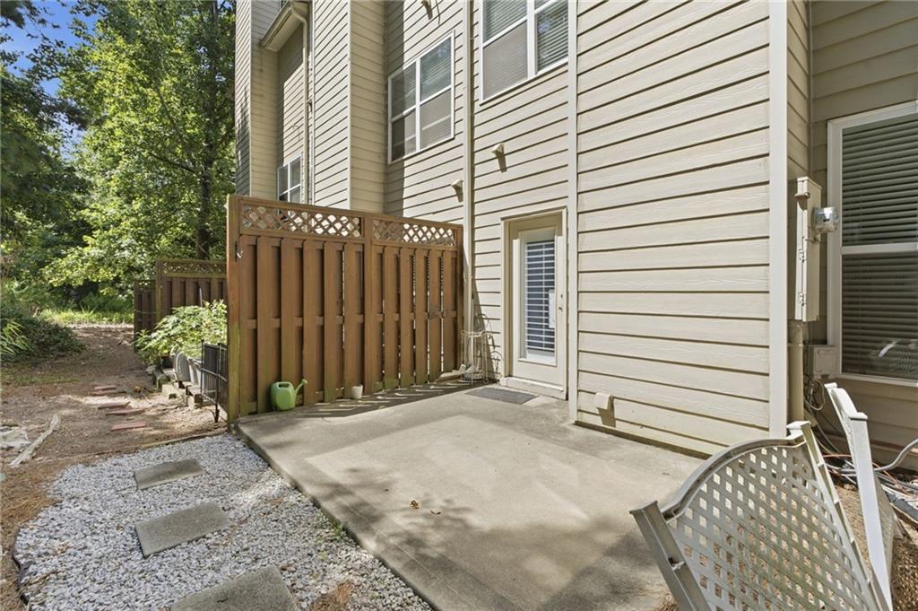 958 Firethorne Pass Property Photo 27