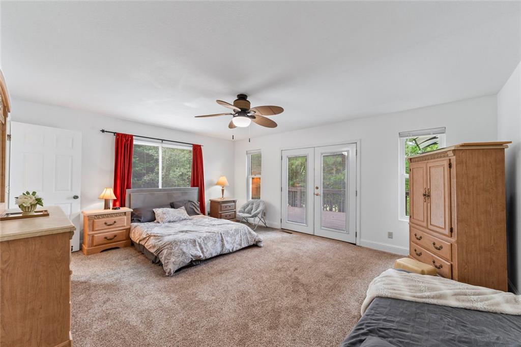 455 Holt Road Property Photo 8