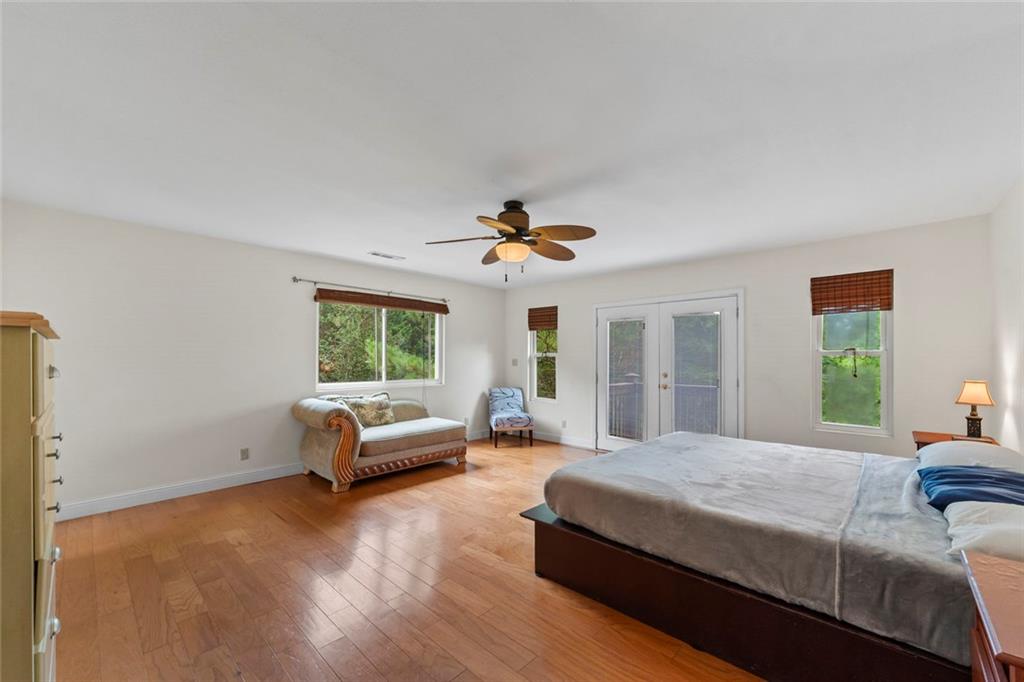 455 Holt Road Property Photo 11