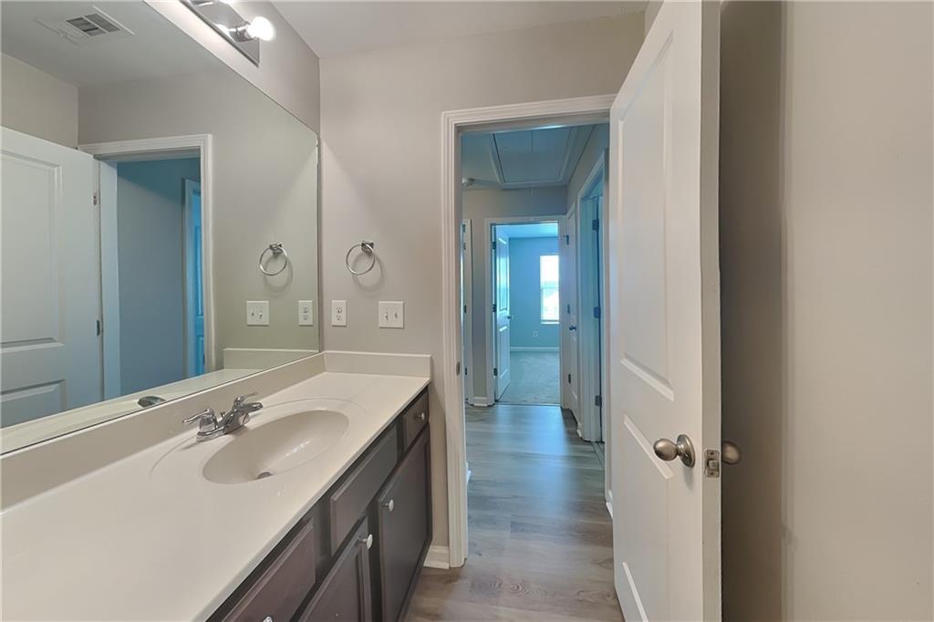 7819005 Property Photo 13