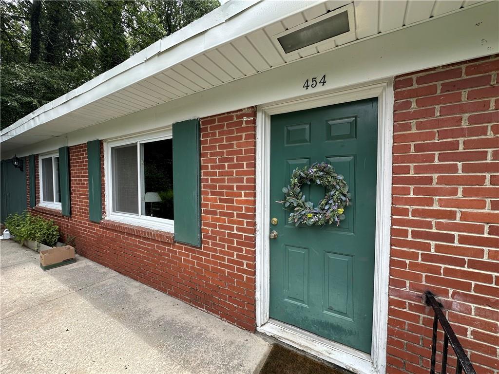 454 Superior Avenue Property Photo 4