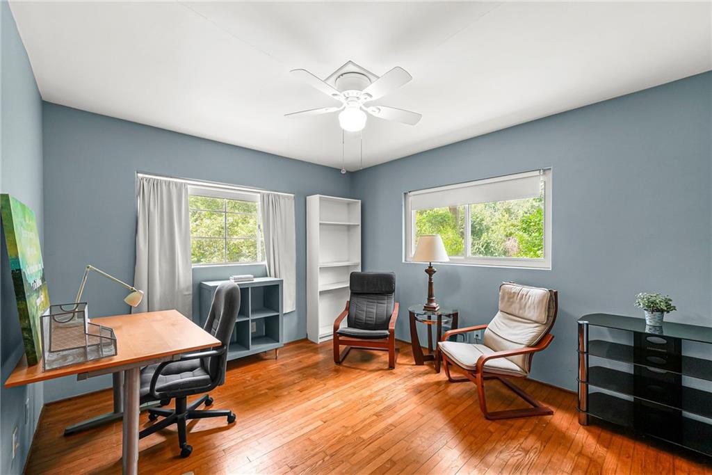 454 Superior Avenue Property Photo 19