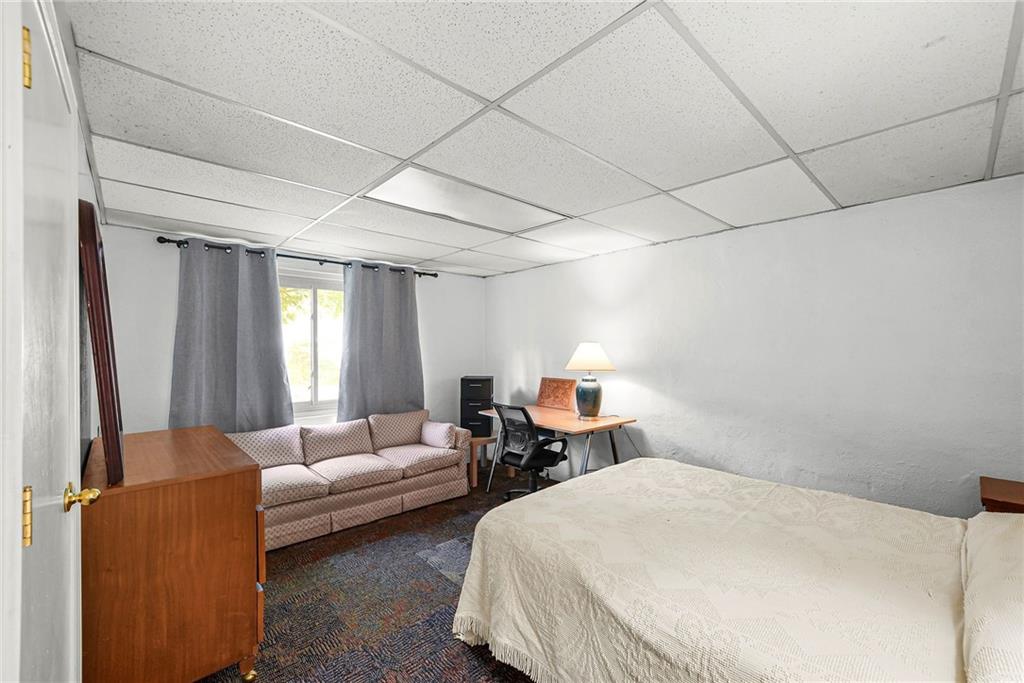 454 Superior Avenue Property Photo 29