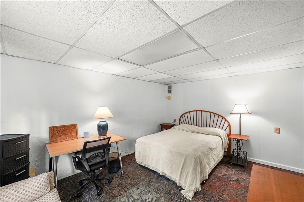 454 Superior Avenue Property Photo 30