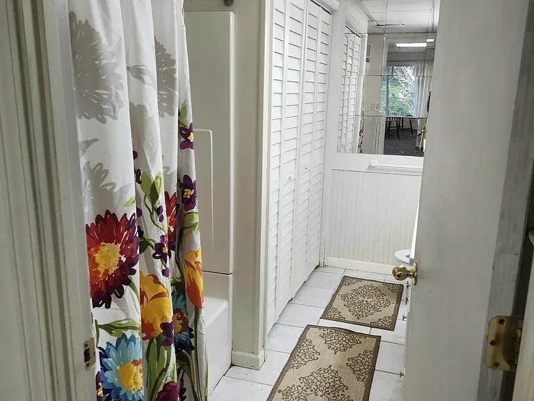 454 Superior Avenue Property Photo 35