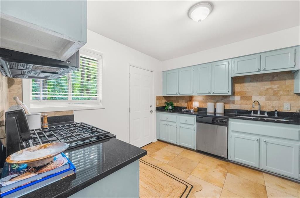 2946 Lloyd Road Property Photo 14