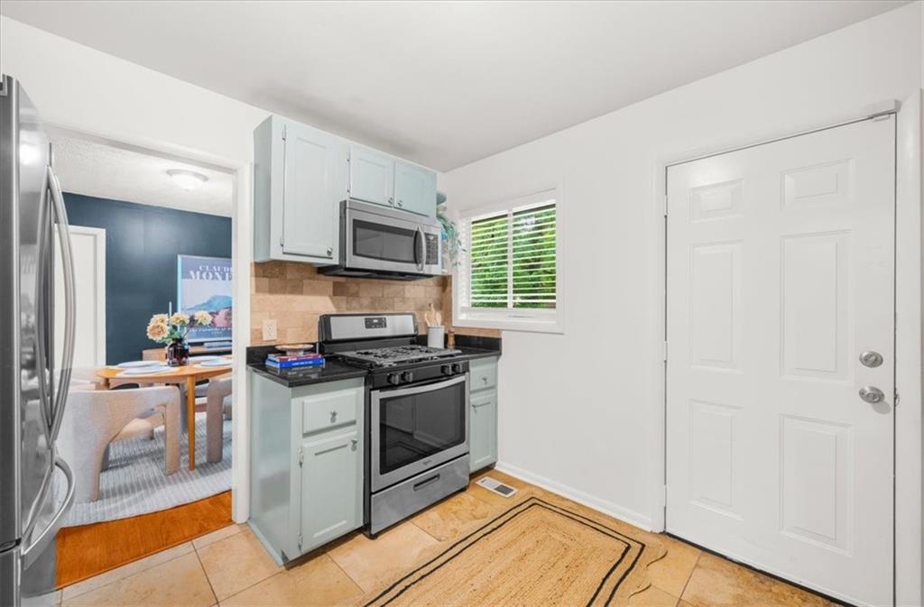 2946 Lloyd Road Property Photo 16
