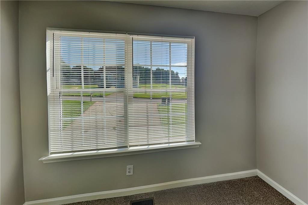 7819069 Property Photo 12