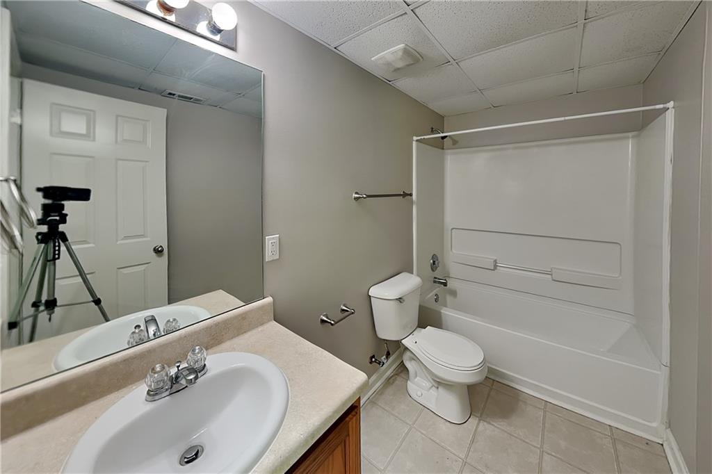7819069 Property Photo 16