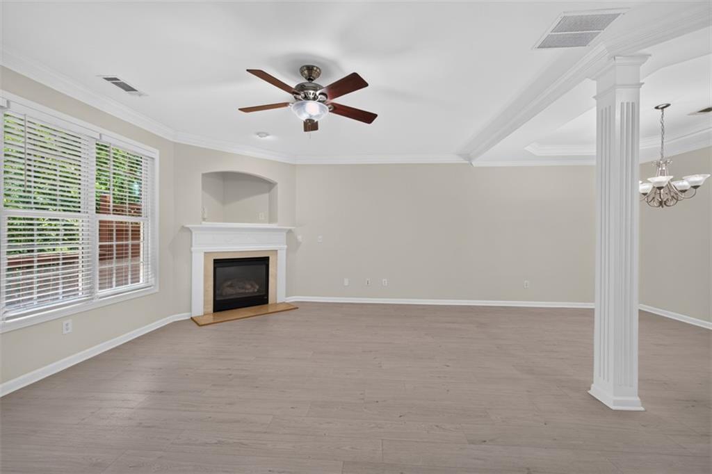 2294 Meadow's End Property Photo 6