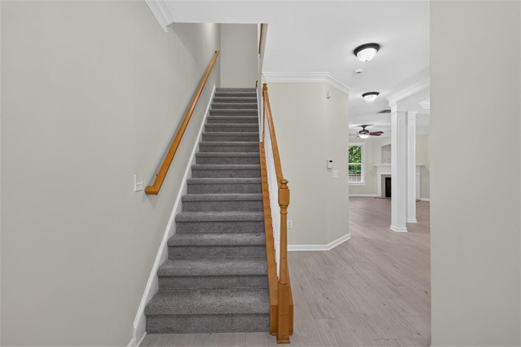 2294 Meadow's End Property Photo 14