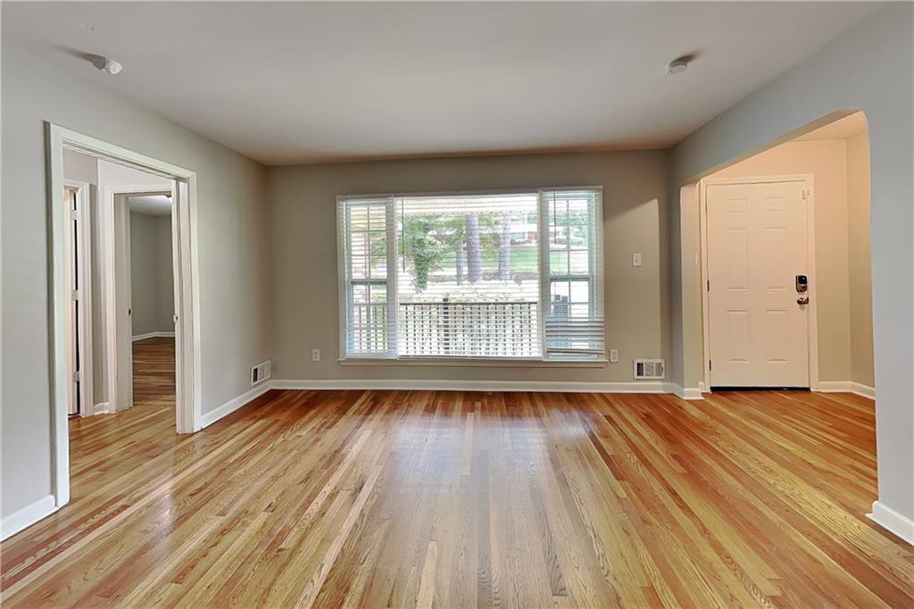 7819083 Property Photo 2