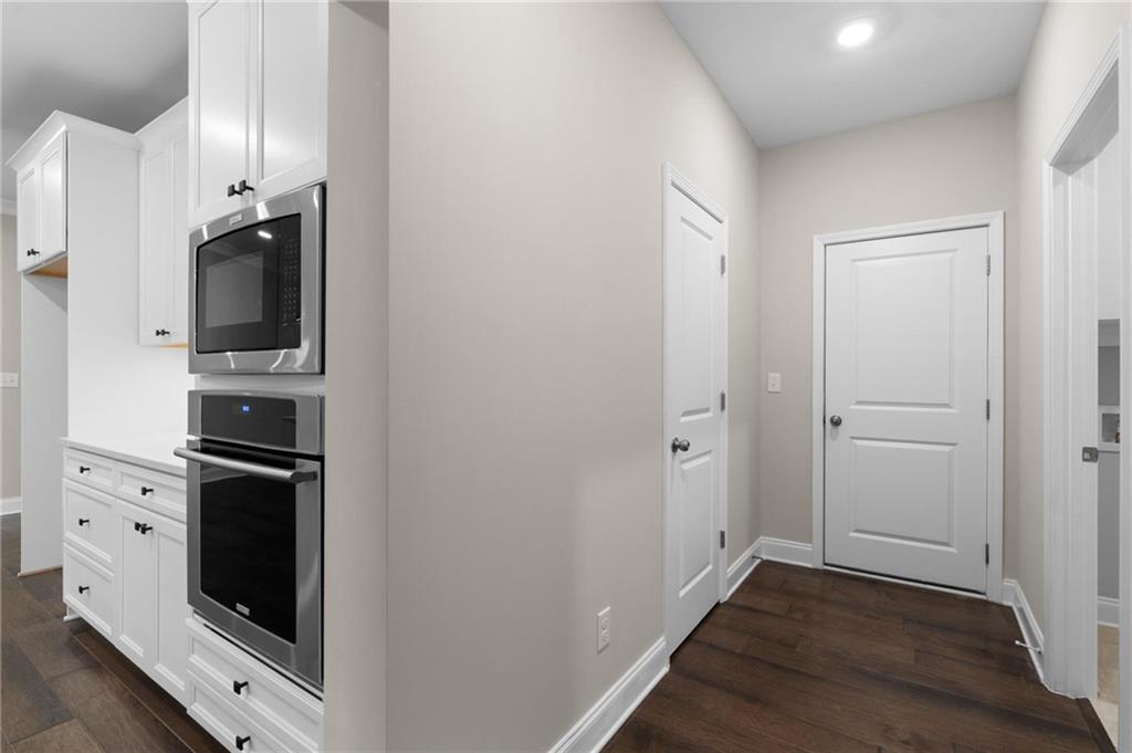 1610 Prestwick Lane Property Photo 10