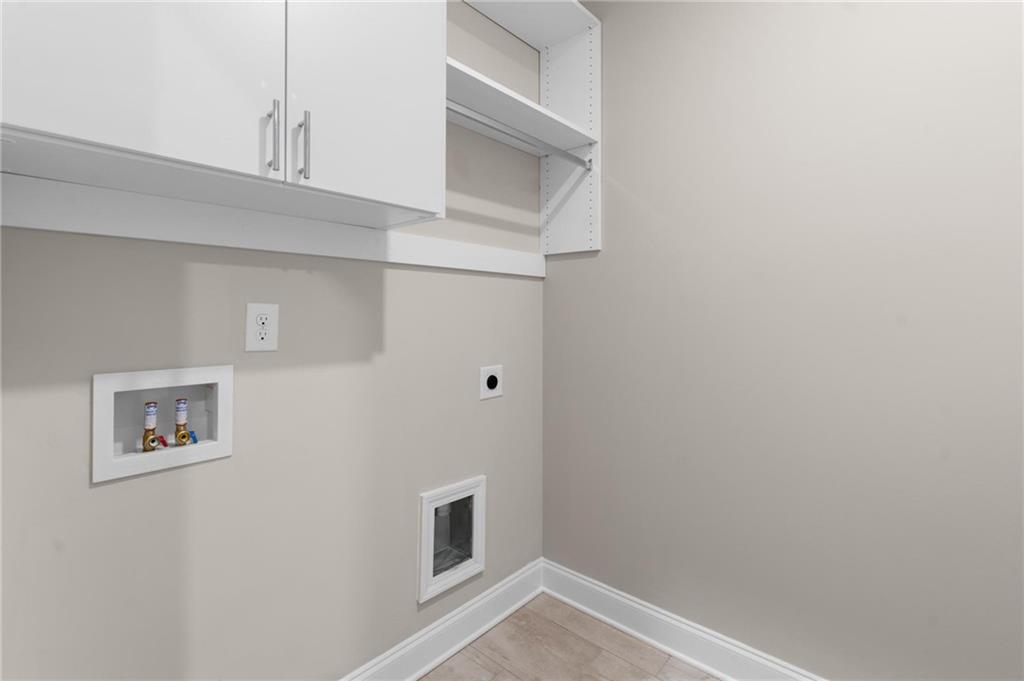 1610 Prestwick Lane Property Photo 11