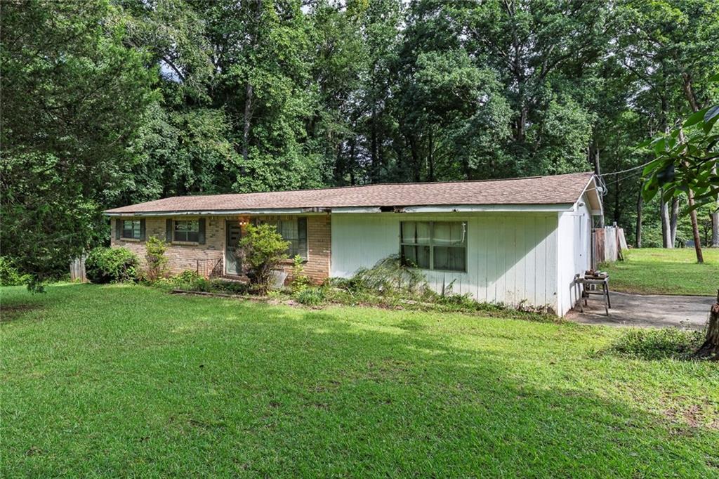 5000 Paris Avenue Property Photo 1