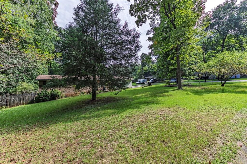 5000 Paris Avenue Property Photo 4