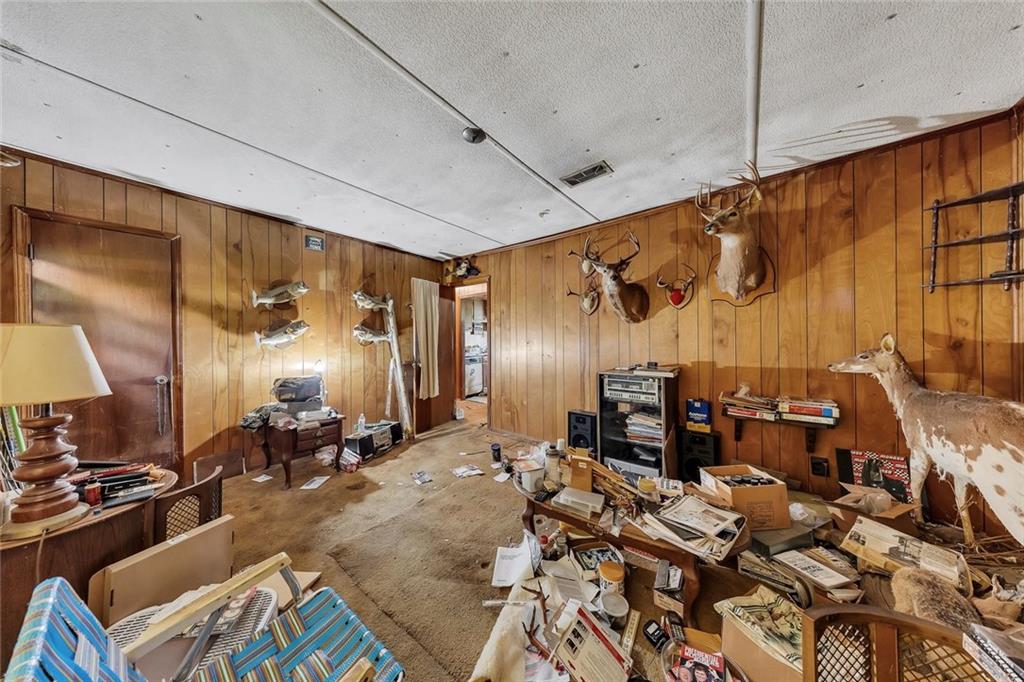 5000 Paris Avenue Property Photo 7