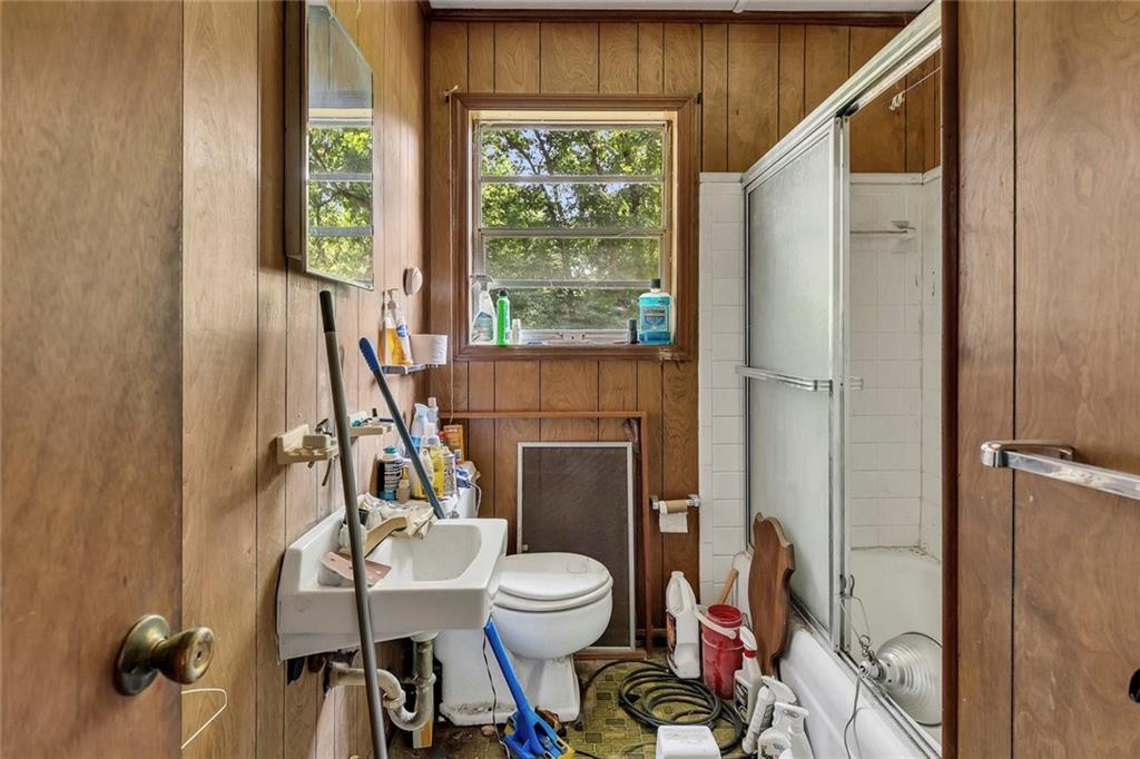5000 Paris Avenue Property Photo 12
