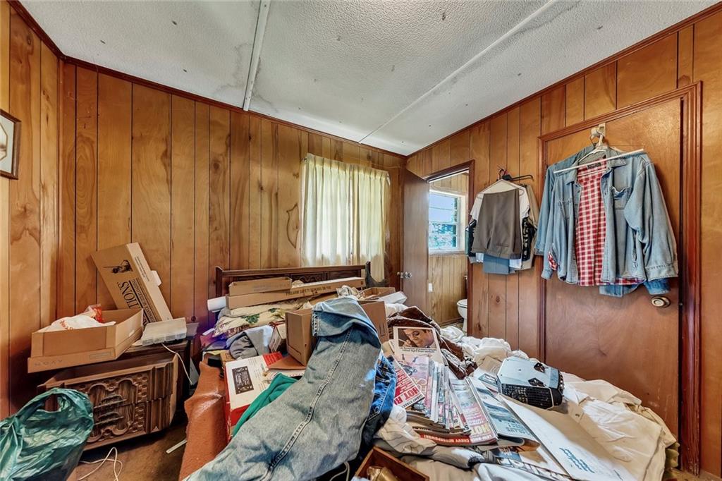 5000 Paris Avenue Property Photo 14