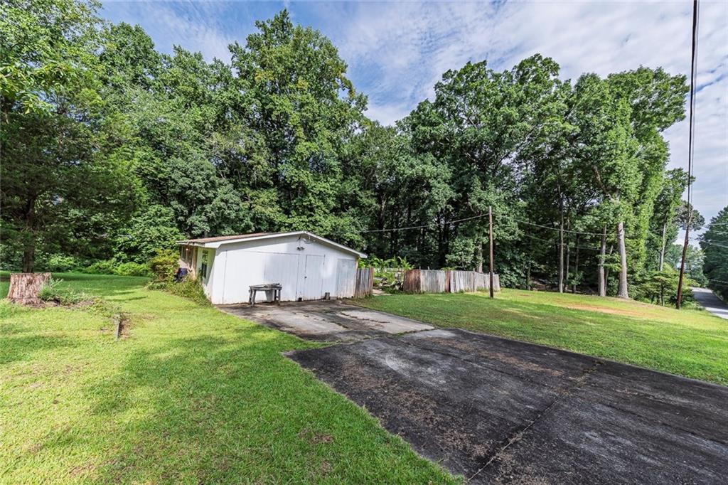 5000 Paris Avenue Property Photo 20