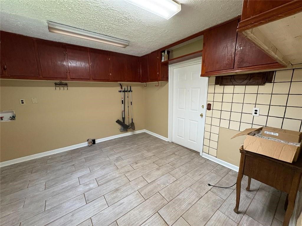 599 Gordon Street Property Photo 10
