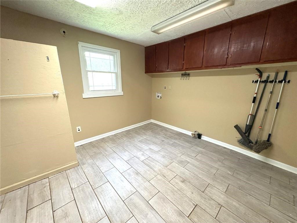 599 Gordon Street Property Photo 11