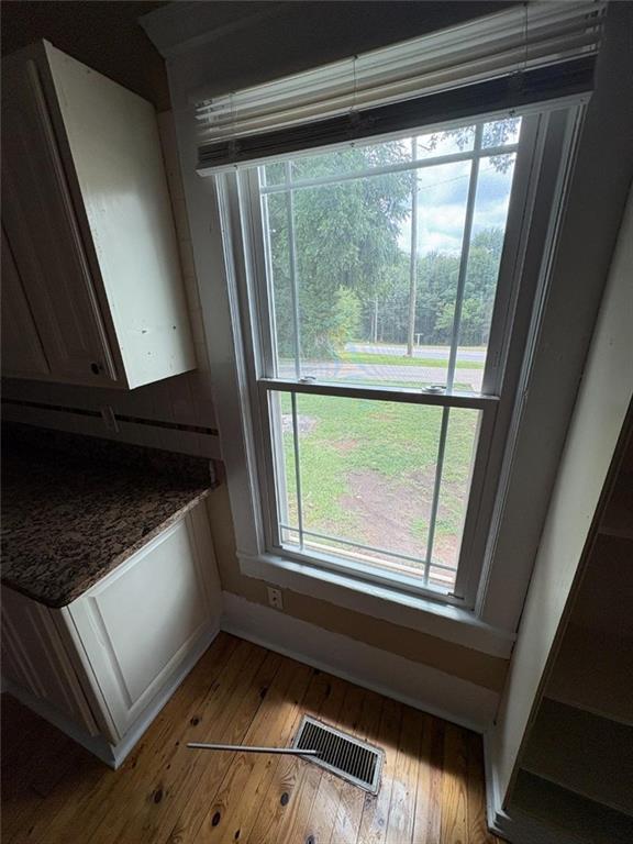 599 Gordon Street Property Photo 13