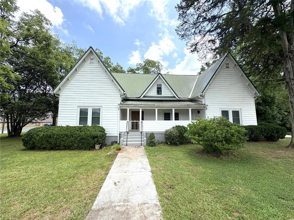 599 Gordon Street Property Photo 17