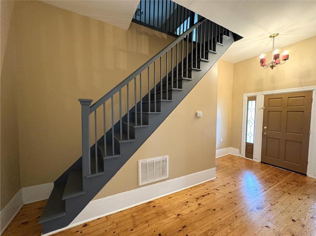 599 Gordon Street Property Photo 20