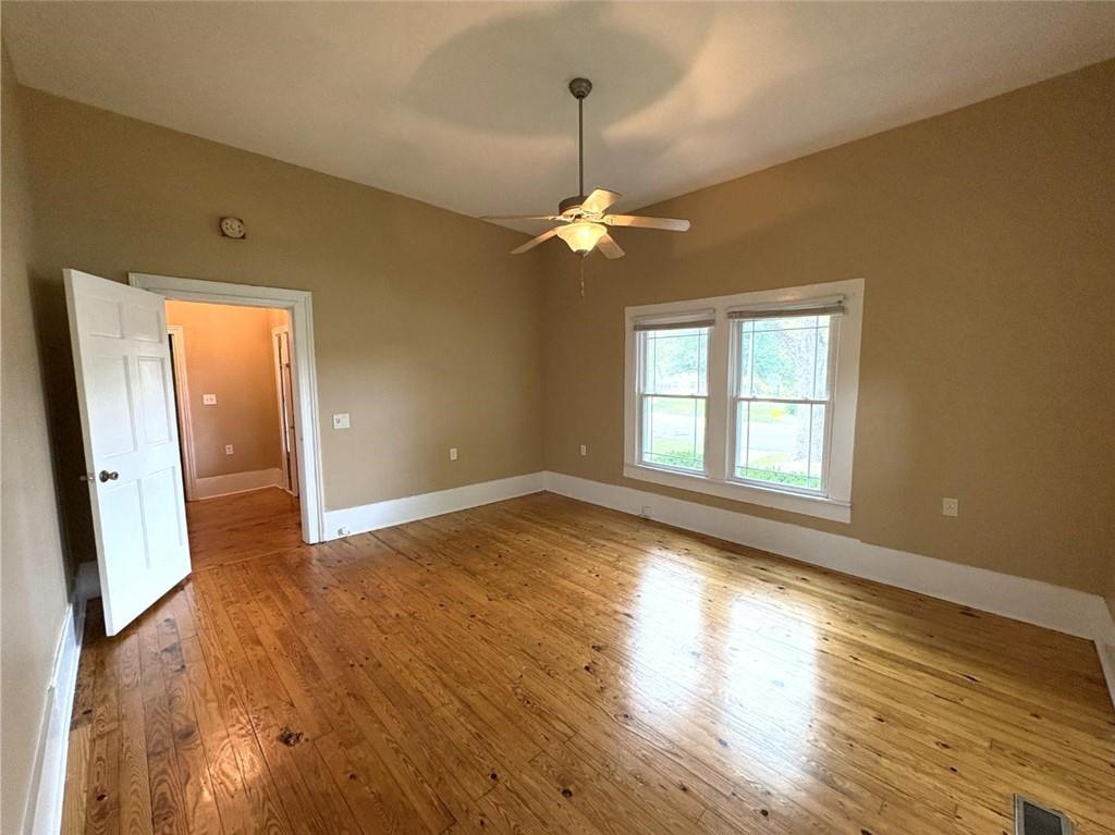 599 Gordon Street Property Photo 29