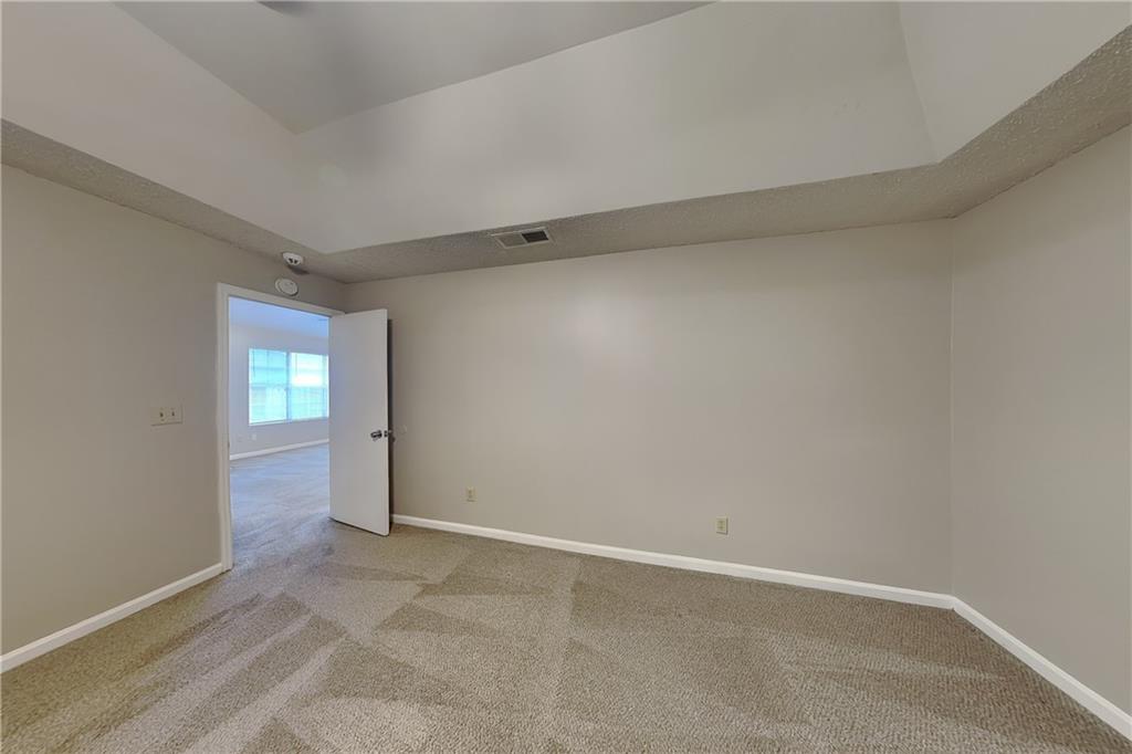 7819149 Property Photo 7