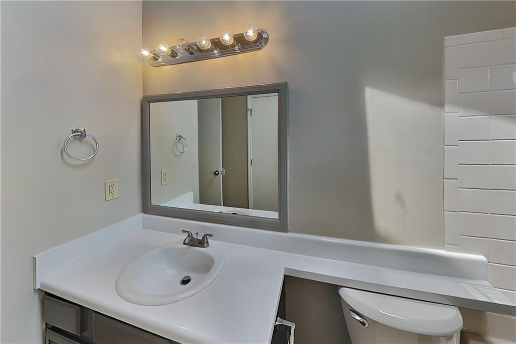 7819149 Property Photo 13