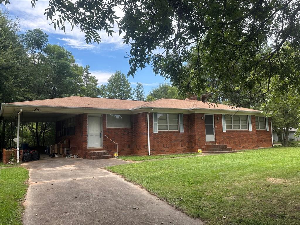 3424 Mountain View Road Property Photo 1
