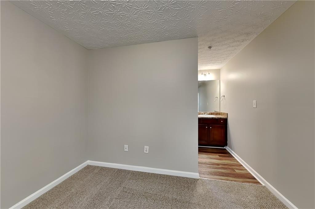 7819178 Property Photo 11