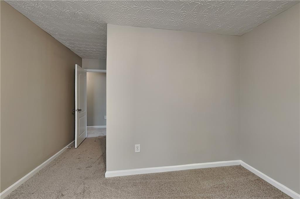 7819178 Property Photo 12
